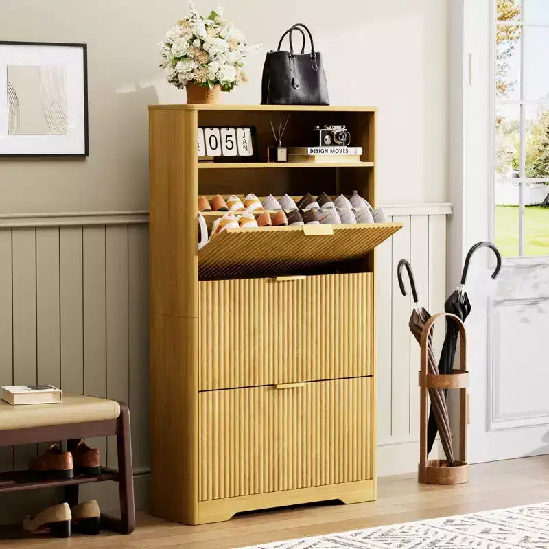 Meuble à chaussures autoportant de 54 po de hauteur - Panneaux de particules naturels + MDF, 3 tiroirs à abattant, étagères réglables, rangement caché pour entrée