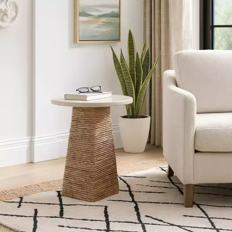 Table d'appoint tissée avec plateau en pierre pour petits espaces - Table d'appoint unique naturelle pour la décoration de chambre ou le style de salon - 20, beige et ivoire