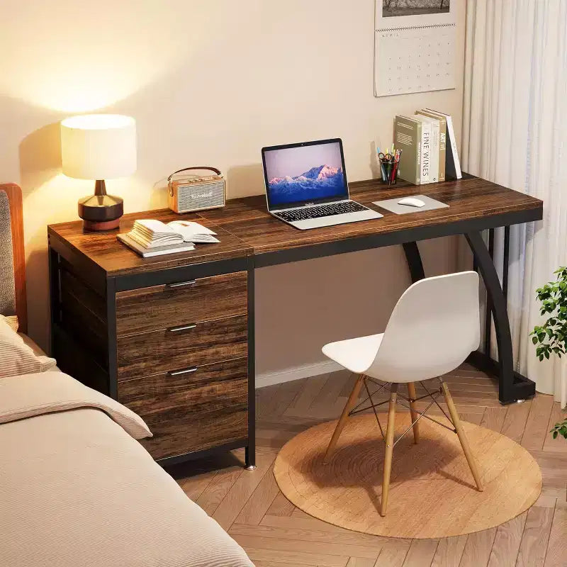 Bureau d'ordinateur de 150 cm avec 3 tiroirs, bureau d'ordinateur avec tiroirs réversibles et rangement de dossiers pour bureau à domicile, marron rustique industriel