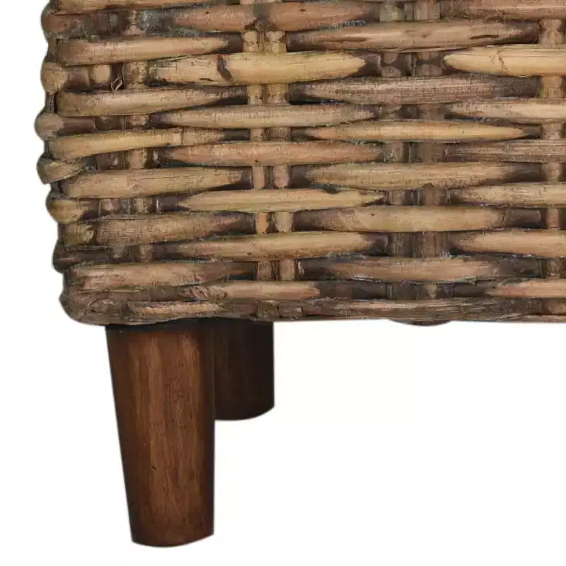 Banc capitonné avec cadre en manguier et rotin, blanc et marron